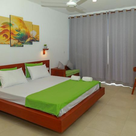 Traveller'S Hotel Hikkaduwa Exteriér fotografie
