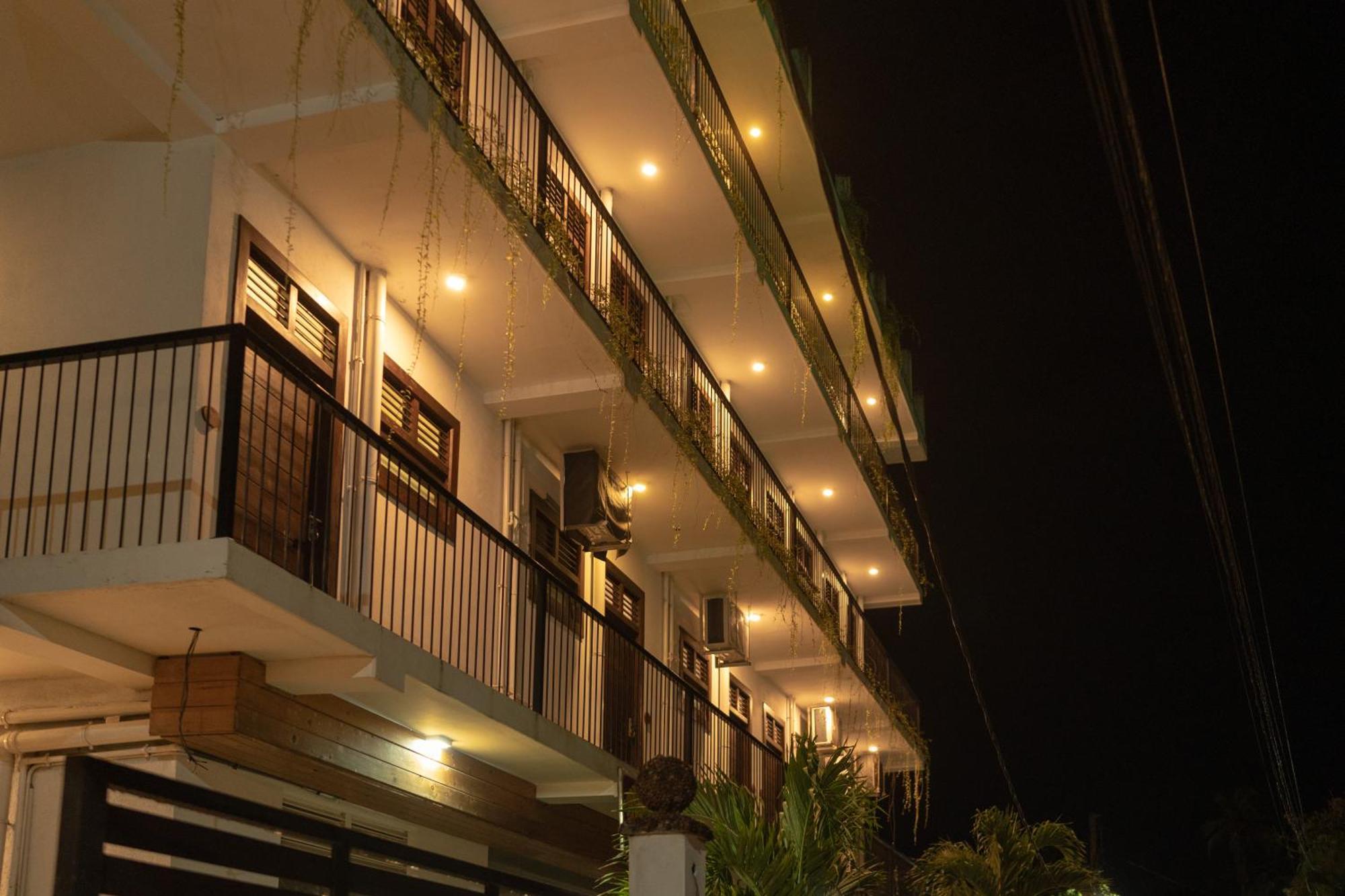 Traveller'S Hotel Hikkaduwa Exteriér fotografie