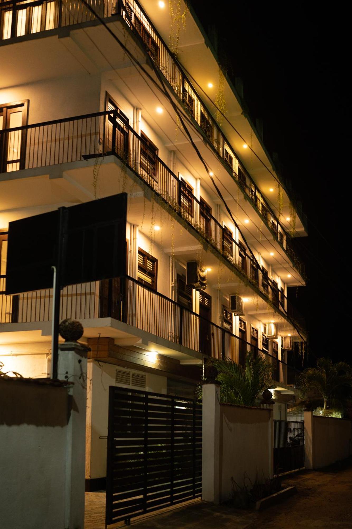 Traveller'S Hotel Hikkaduwa Exteriér fotografie